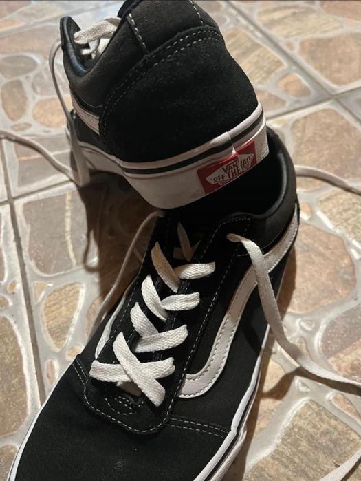 Adidasi Vans, stare buna