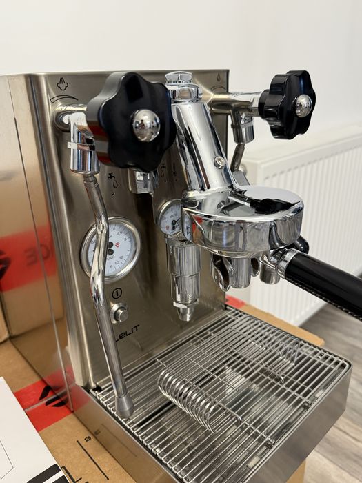 Espressor Lelit MaraX V2 (PL62X) , stare nou !