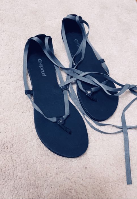 Sandale Rip Curl masura 40 cu sireturi / stare perfecta