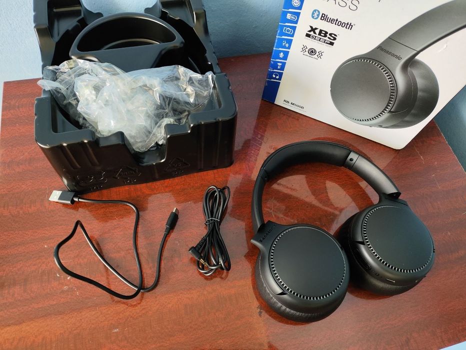 Наушник Panasonic RB-M500B сотилади