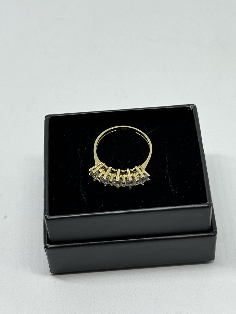 красив златен дамски пръстен 1.97гр 14к 585