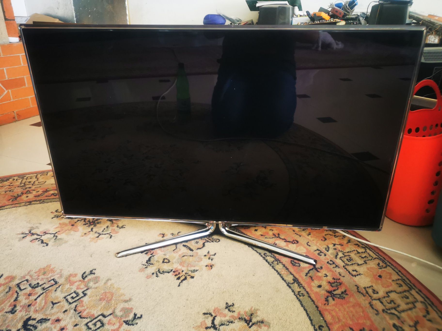 Vând TV Samsung UE40D7080