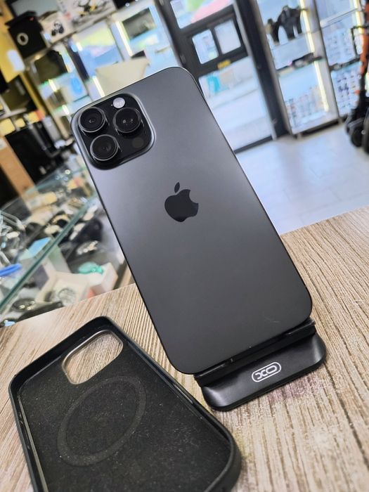 iPhone 16 Pro Max 256GB / 100%