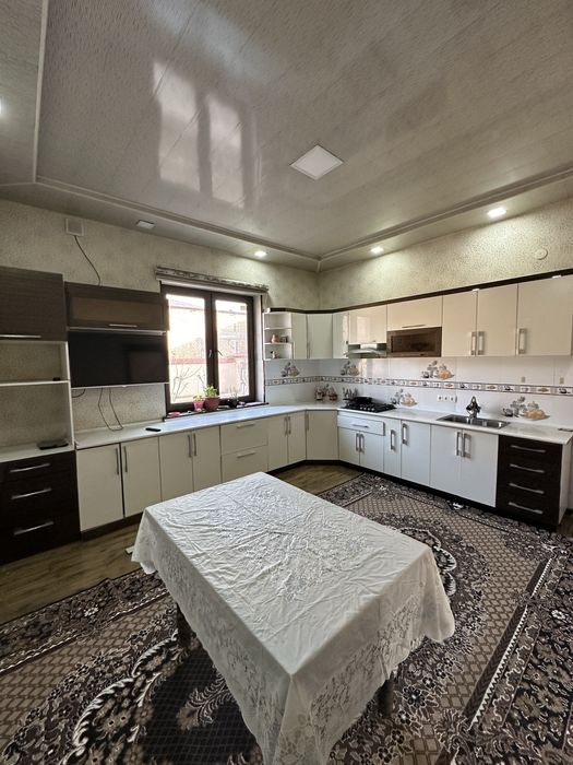 Арендага берилади фуд сити койлик ката бозори олдида