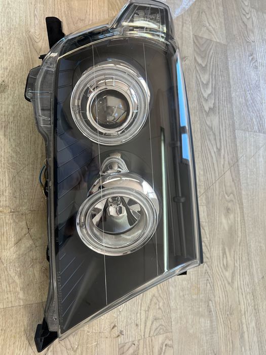 Фары передние на land cruiser 200