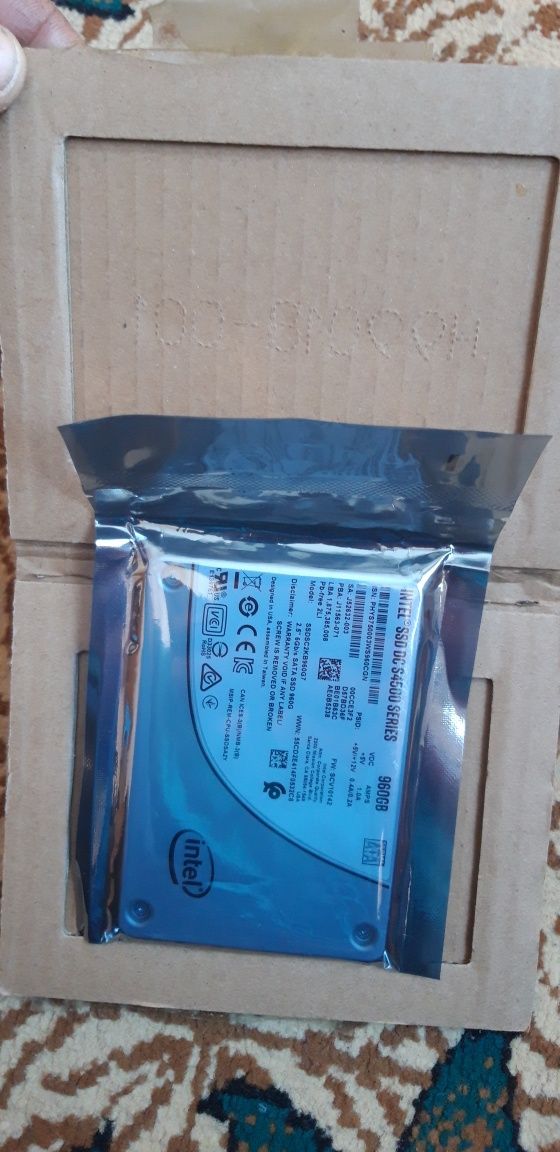 Жёсткий диск Intel DCS4500 Series Sata 960 Гбит класс intel