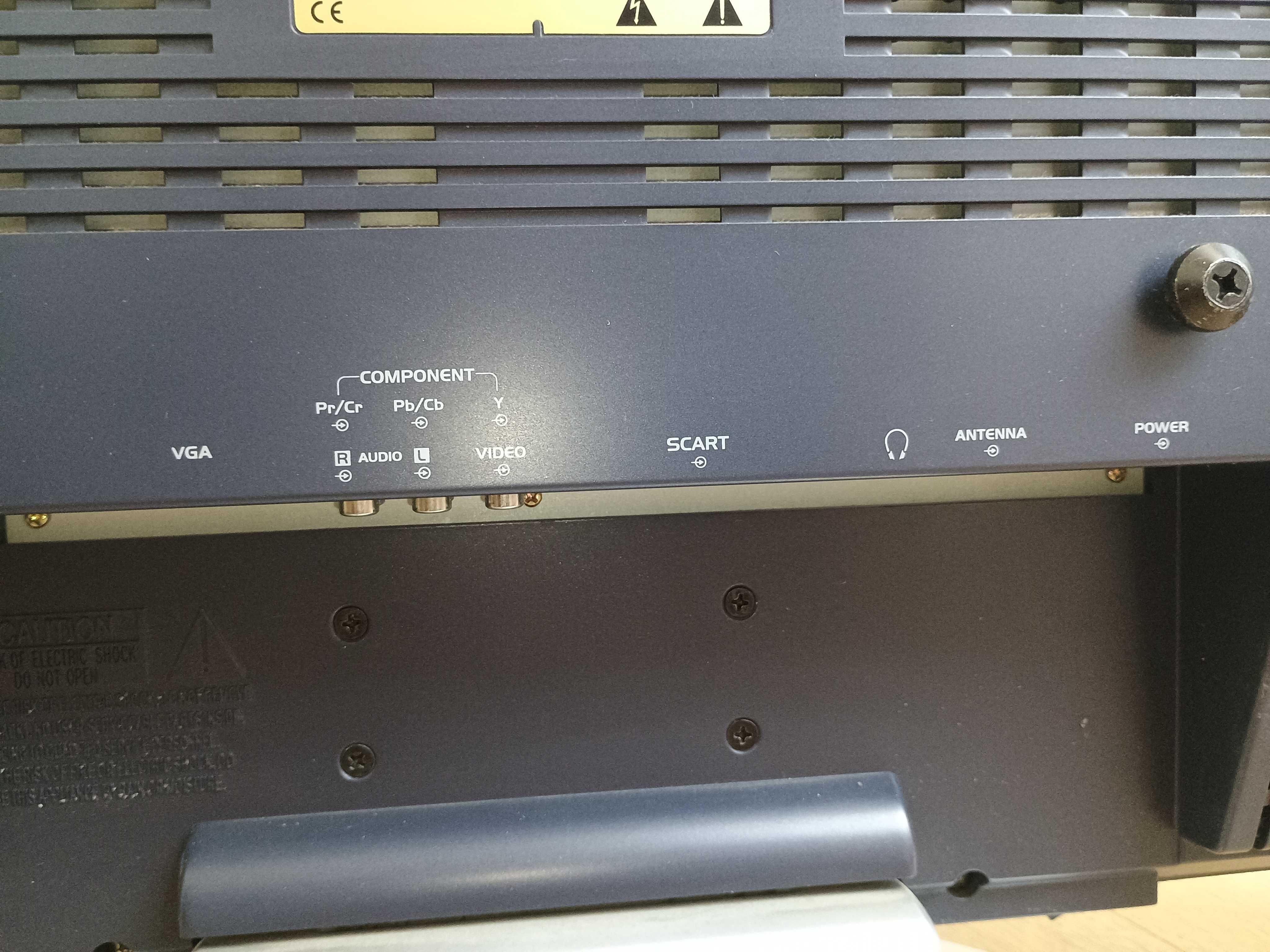 Телевизор и монитор не работещи два броя