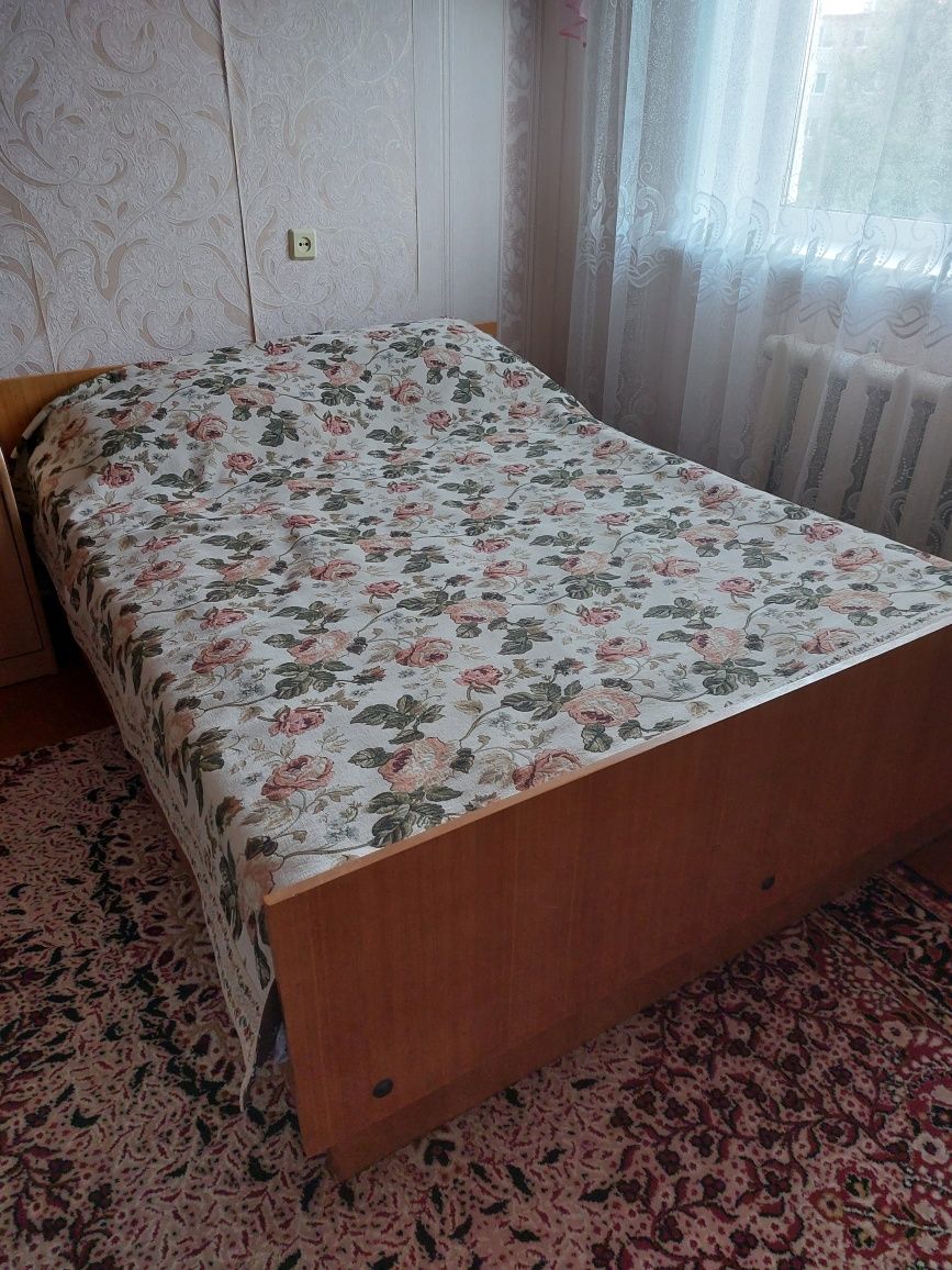 Продам диван, кровать с матрасом