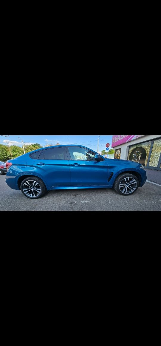 Vând BMW X6 2018