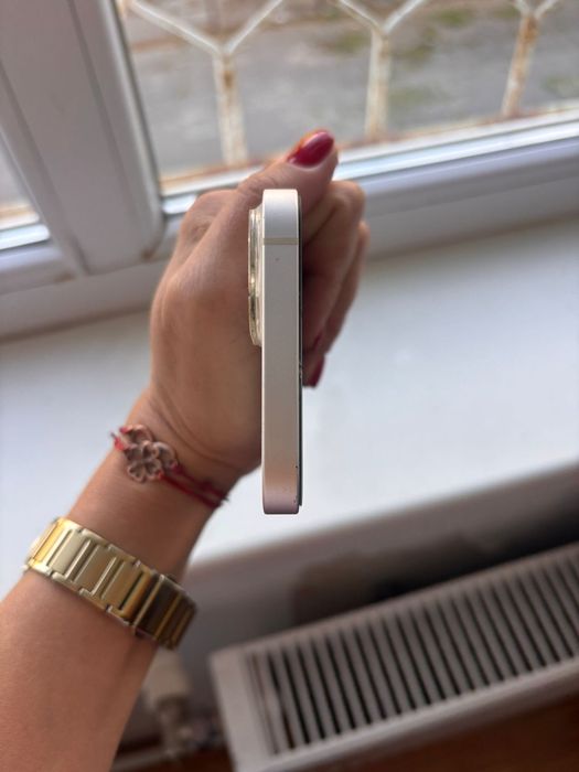 iPhone 13 fără zgârietură