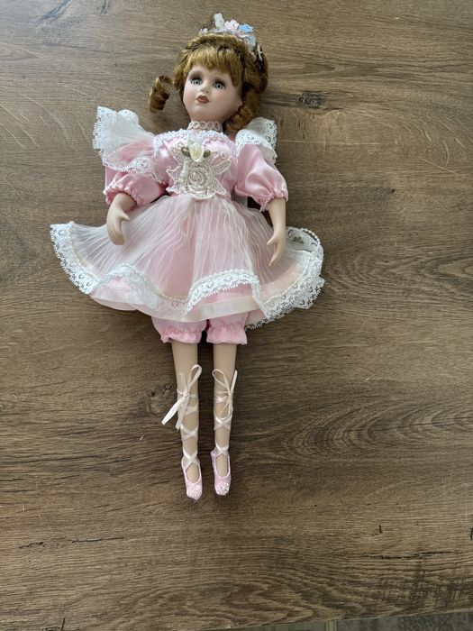 Papusa portelan balerina 41cm