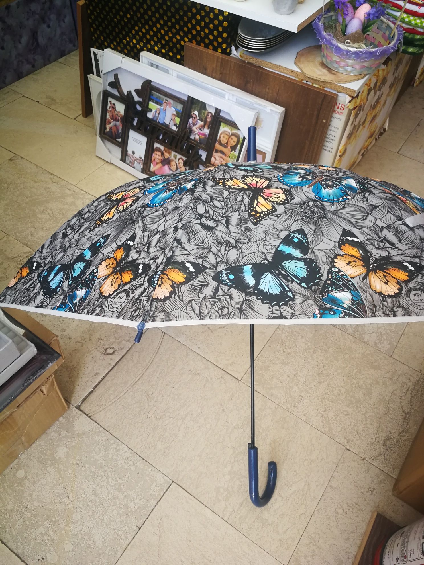 Силиконови чадъри с пеперуди
