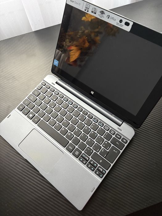 Laptop Acer One 10