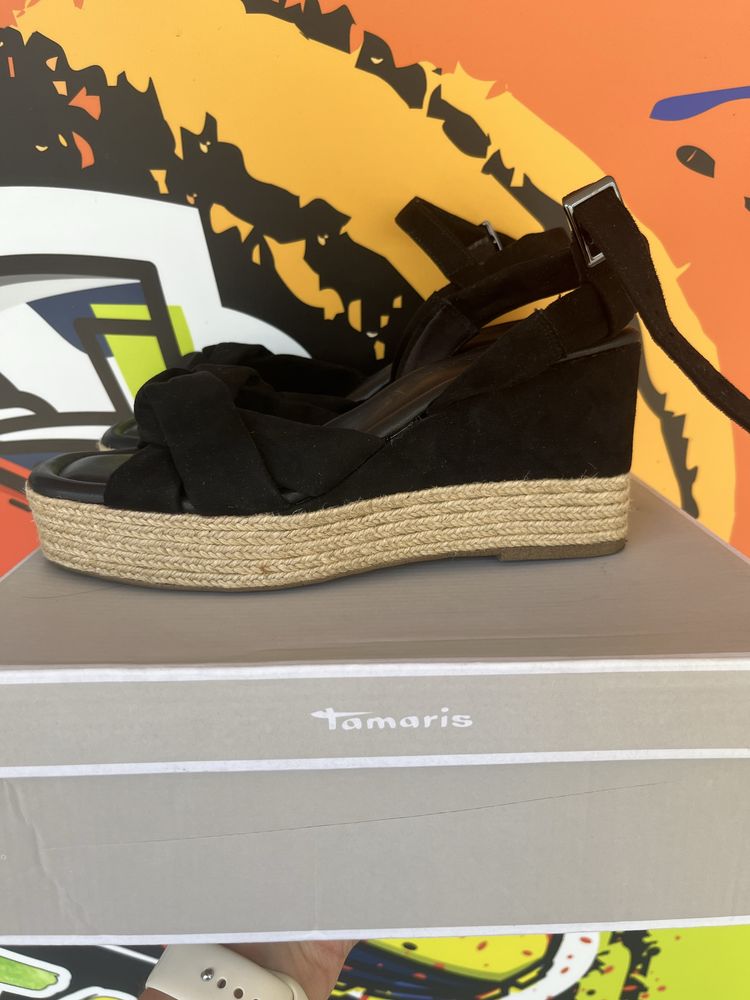 Сандали на Tamaris. Номер 38