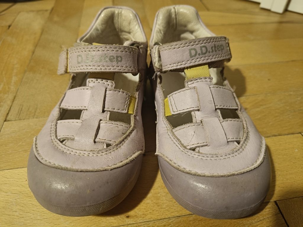 Кожени сандали D.D Step , 24ти номер
