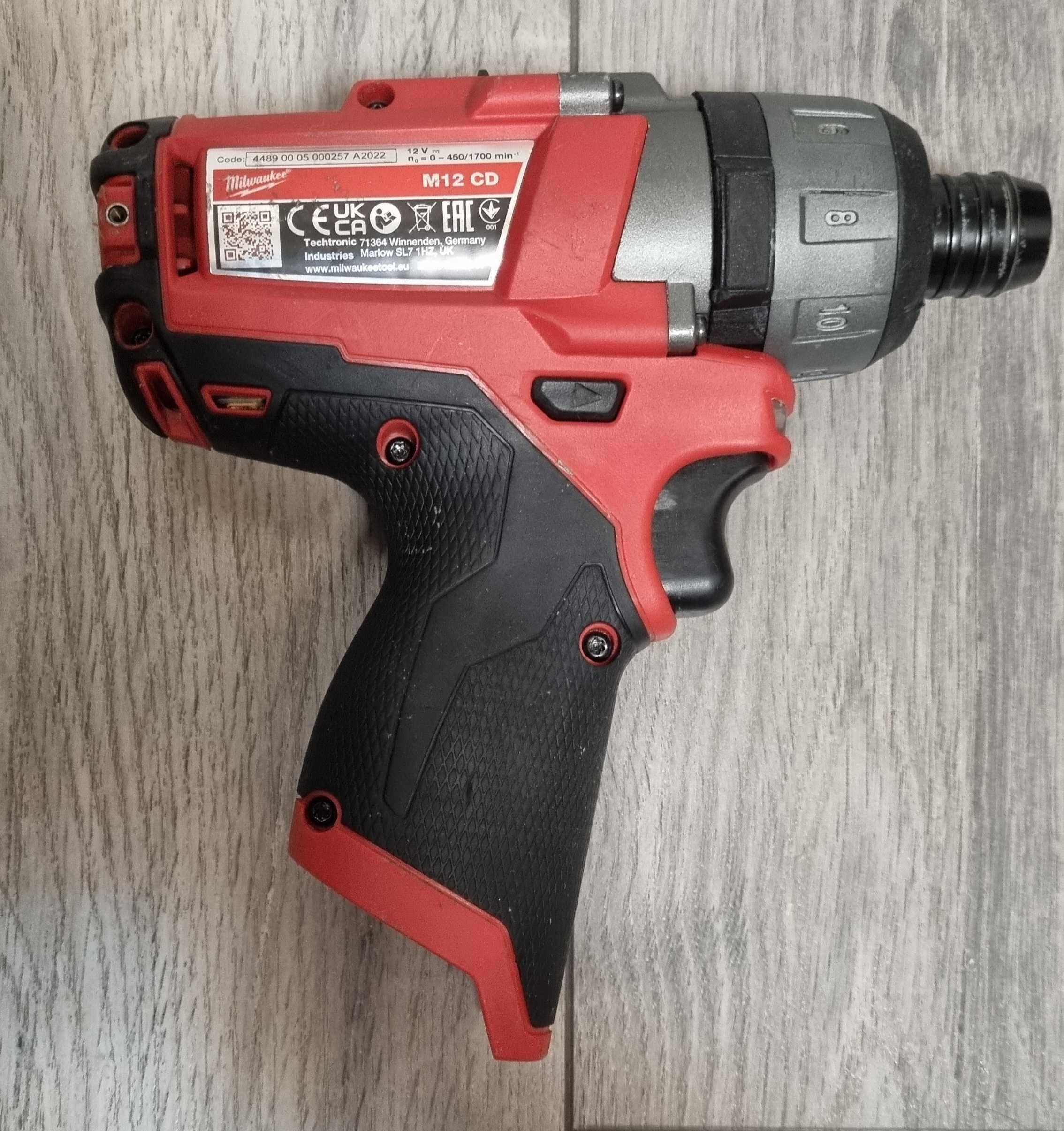 Scule Milwaukee M12