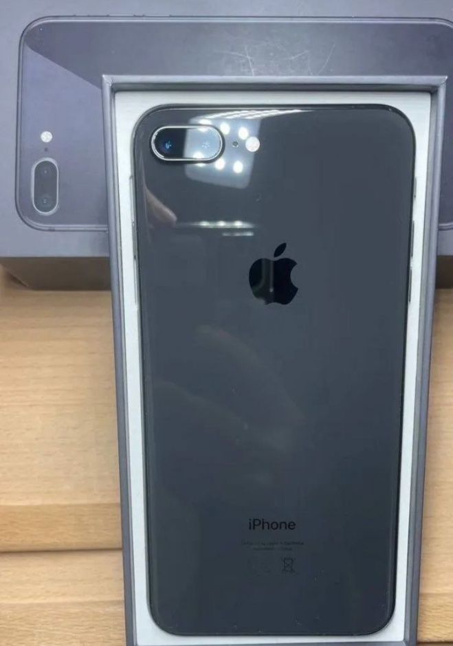 Iphone 8plus sotiladi