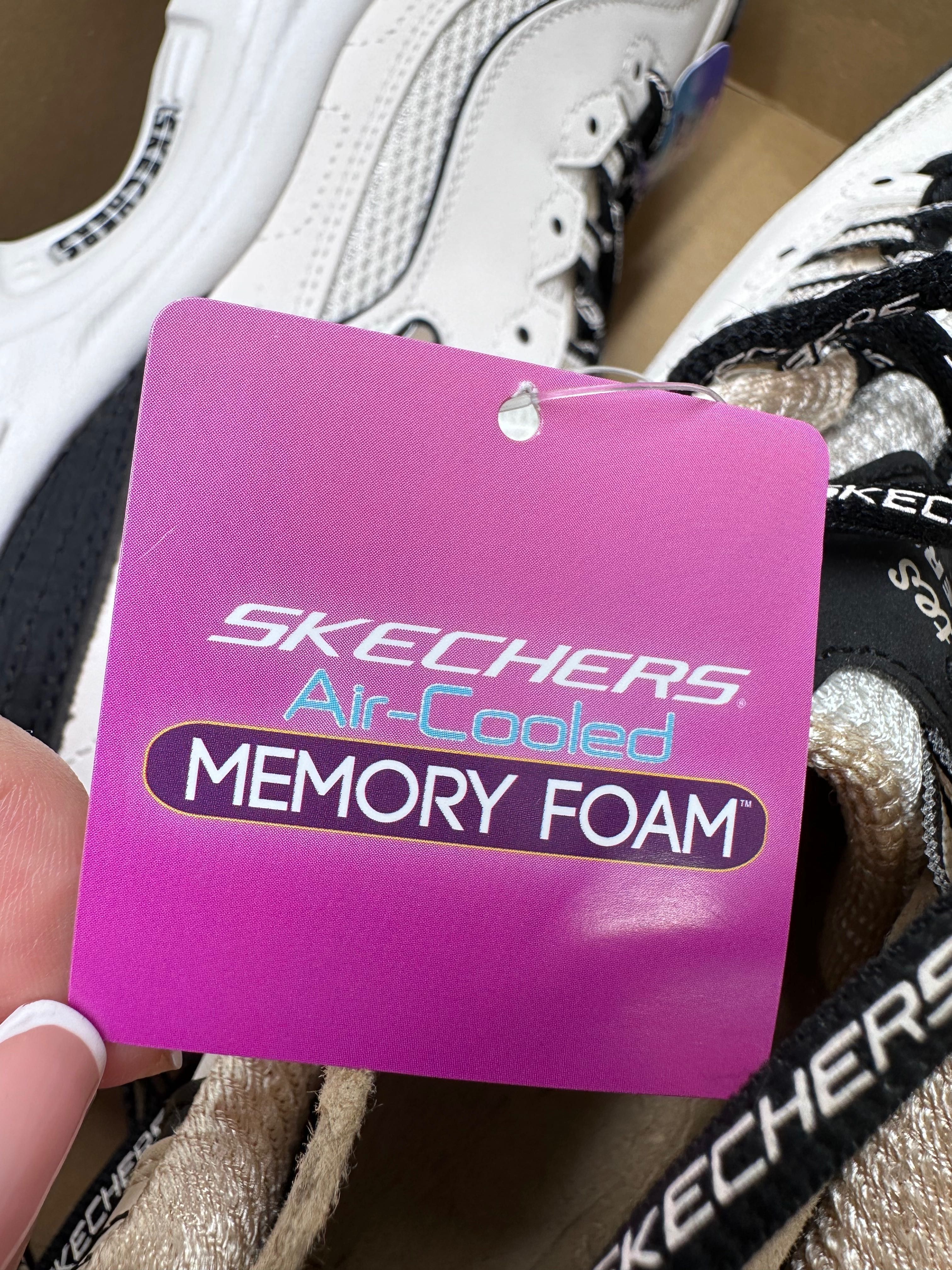Маратонки SkechersD’ Lites