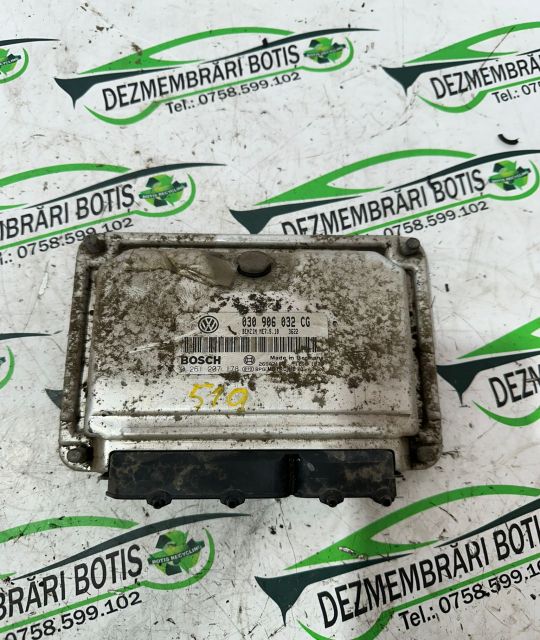 Calculator motor ECU 030 906 032 CG Volkswagen VW Polo a 3-a generati