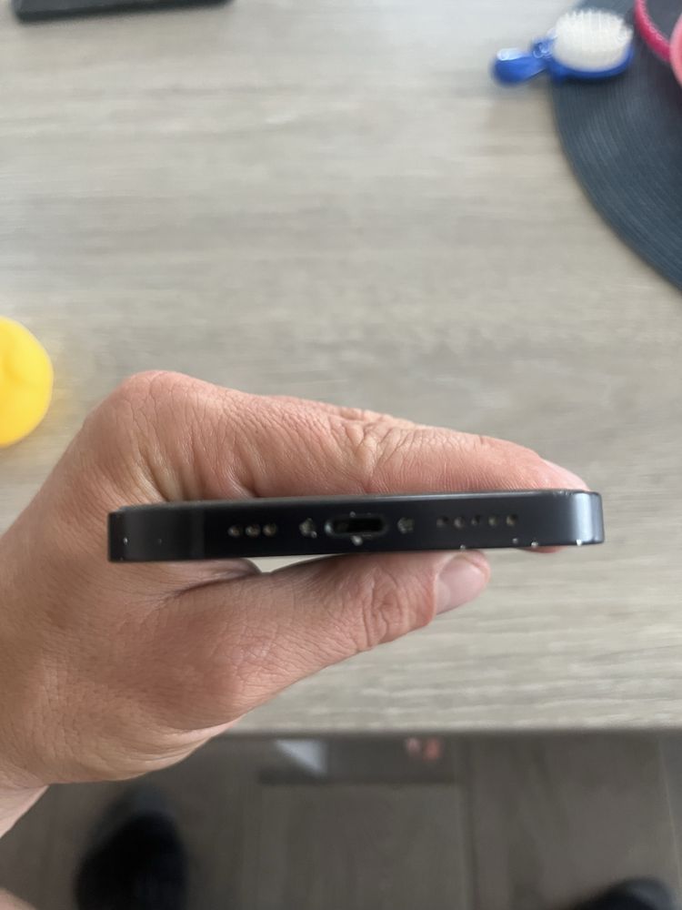 Iphone 12 64GB черен