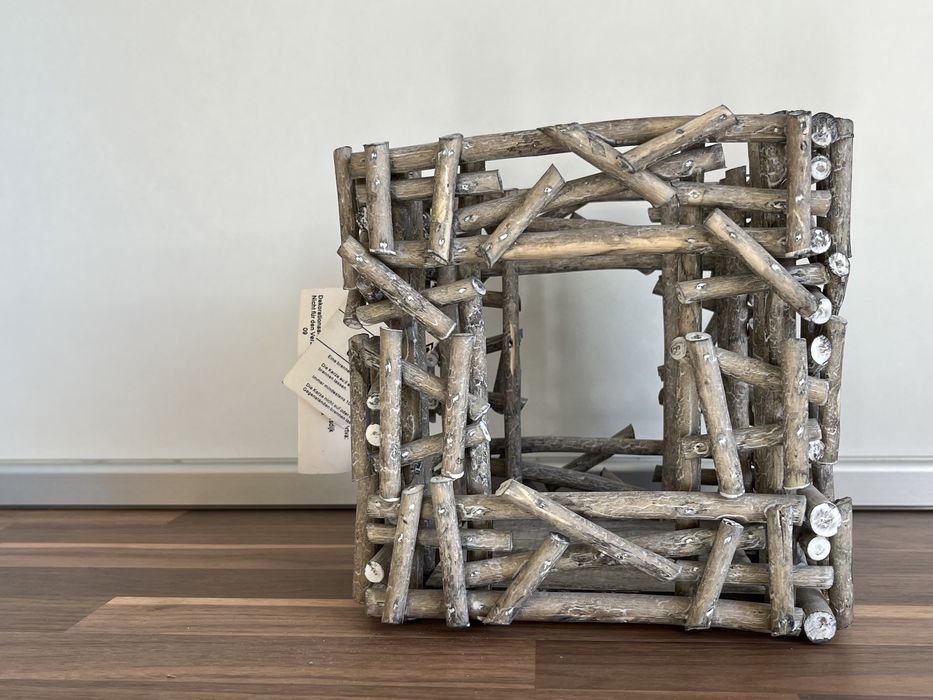 Фенер/ кашпа от върба - два броя.