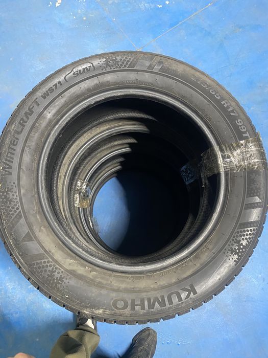 215 65 17 Kumho aproape Noi