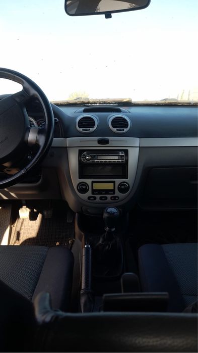 Dezmembrez Chevrolet Lacetti 1.6 benzina 2004-2010
