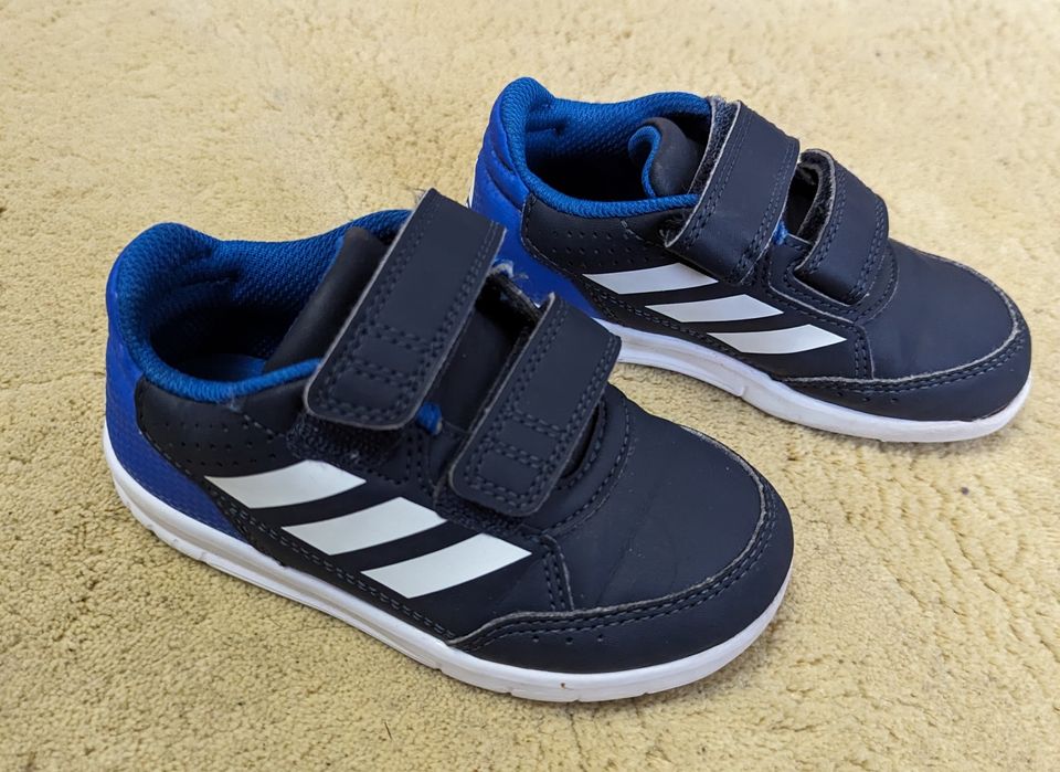 Маратонки, кецове, сандали