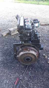 Vind motor tractor lamborghini 80 cai defect complet sau dezmembrez