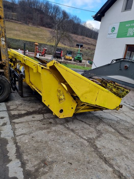 Heder/masa porumb  New Holland 6 randuri