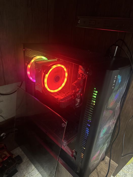 Продам Компютерный Кейс