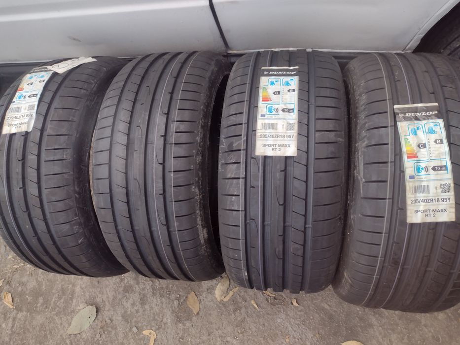Нови 235/40/18 Dunlop S maxxRT2 dot3919