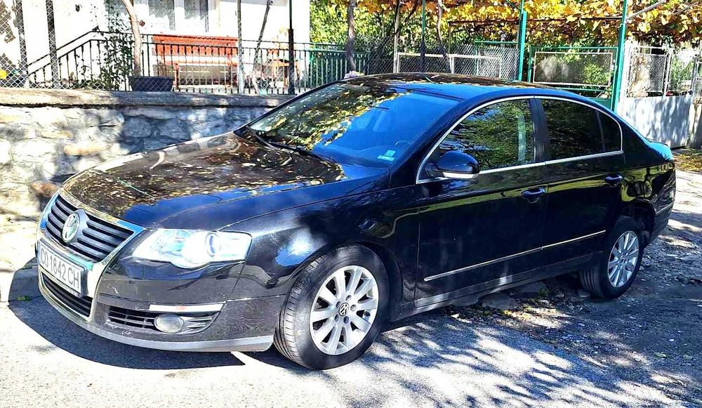 Продава се Пасат Б6 2.0 TDI