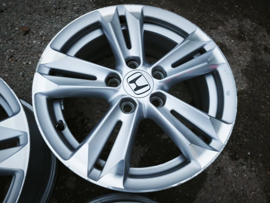 16" оригинални алуминиеви джанти за Honda.