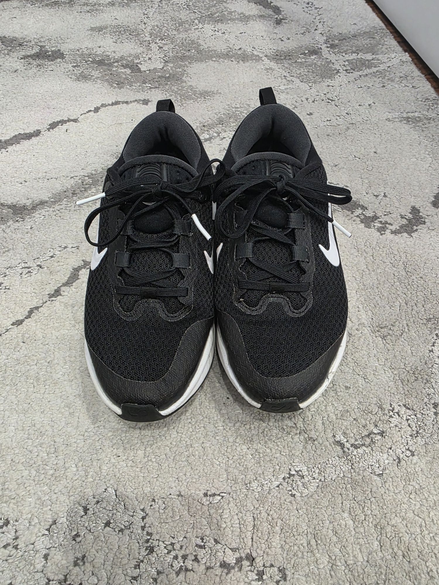 Nike Мрежести обувки Infinity Flow за бягане