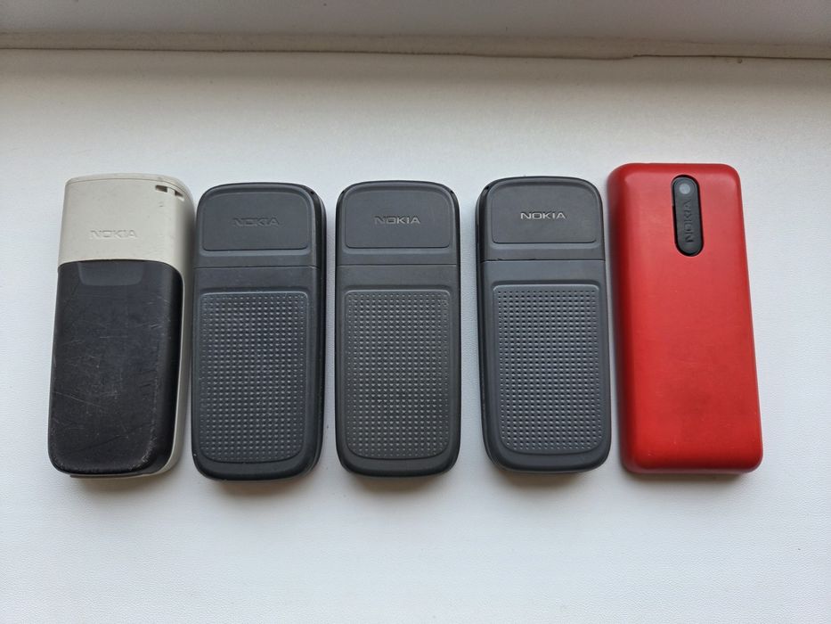 Telefoane Nokia simple cu butoane