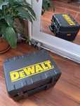 Mașină de frezat lemn DeWALT – Nouă