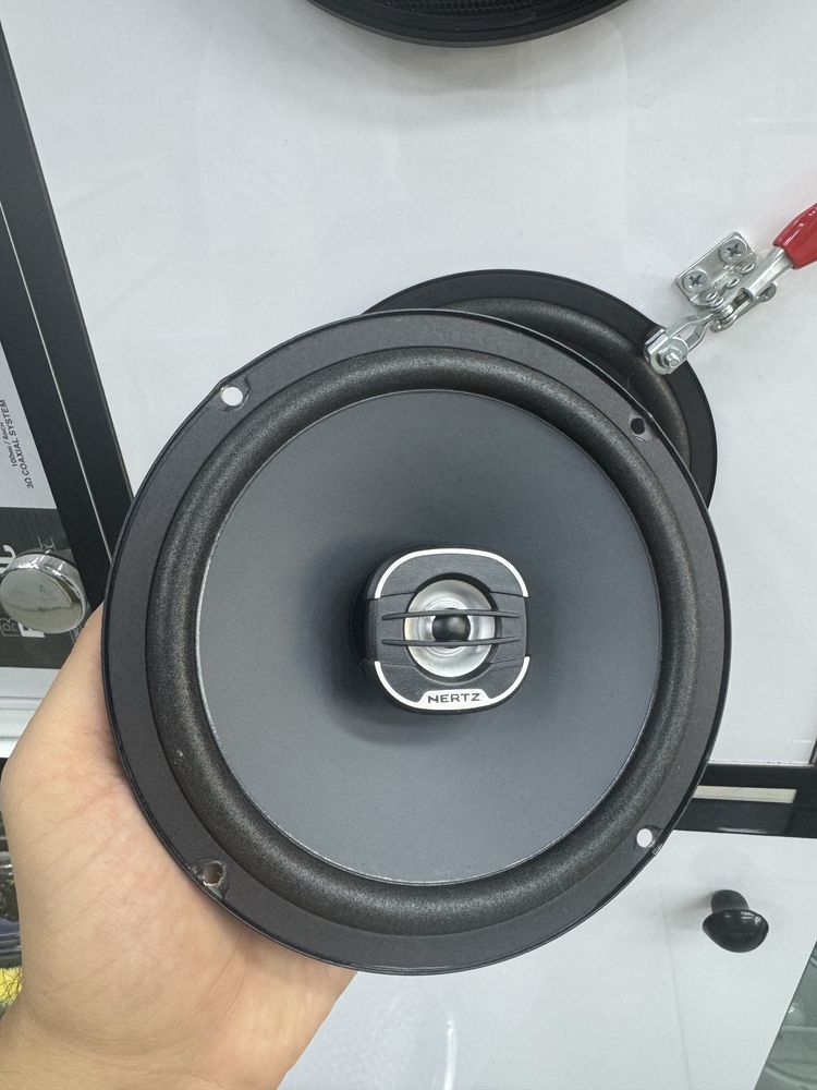 Hertz Uno X165 original