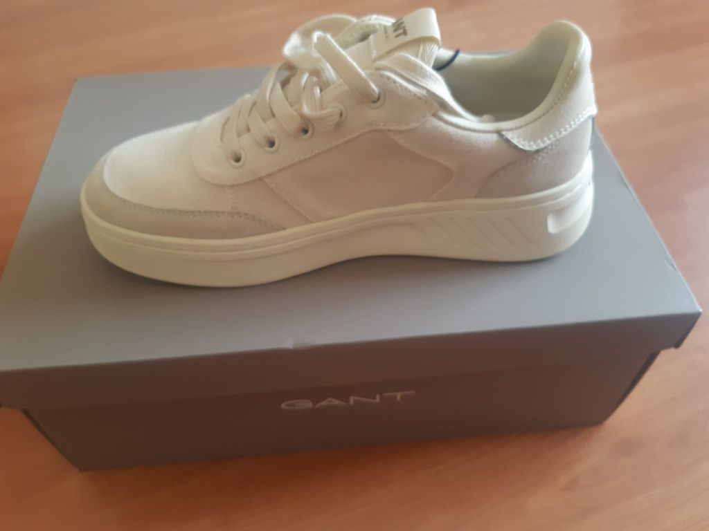 Pantofi Gant stil casual