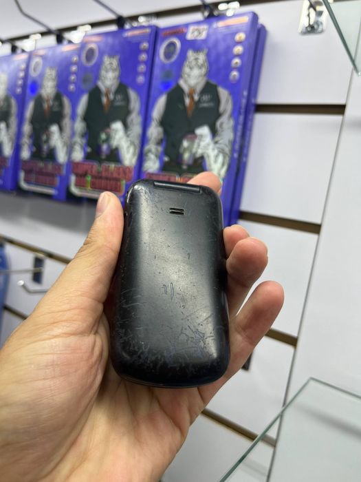 Samsung gusto 3 sotiladi