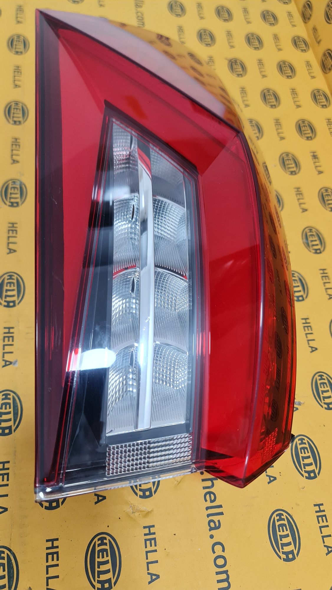 Lampa tripla stop led stanga Skoda Kodiaq 565945207a