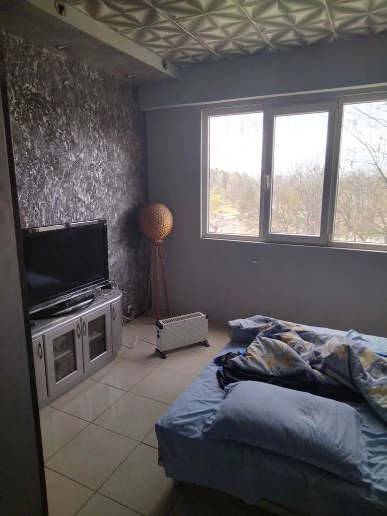 Продава се Двустаен апартамент в София, Център - 68 кв.м за 2030 €/кв.м - Снимка #2