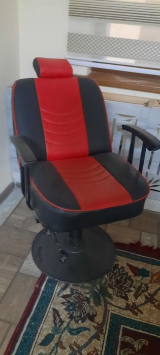 Продам кресла для салона