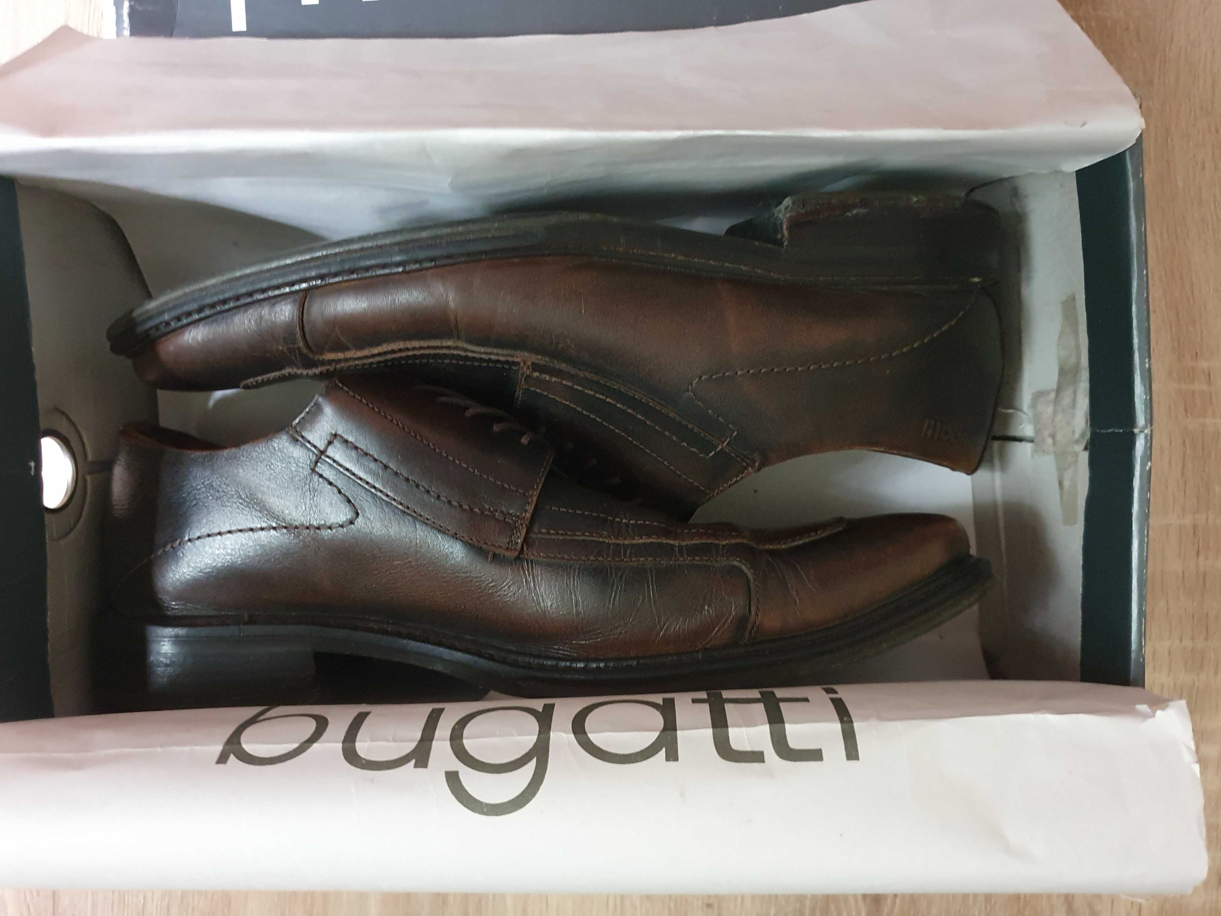 Употребявани официални мъжки обувки Bugatti - размер 43
