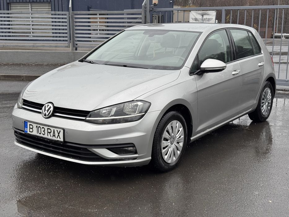 VW Golf 2019 TCE Benzina fara avarii