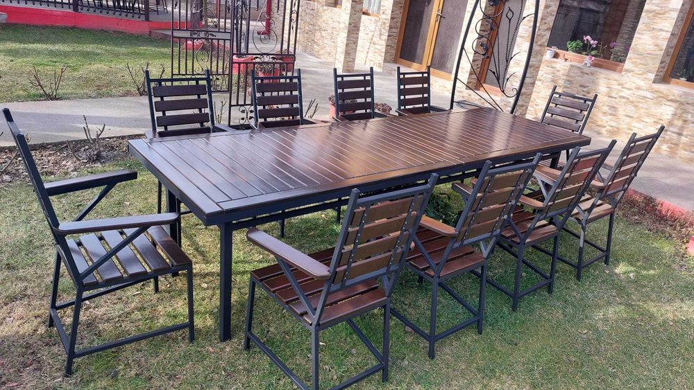 Masa cu 10 scaune tip fotoliu