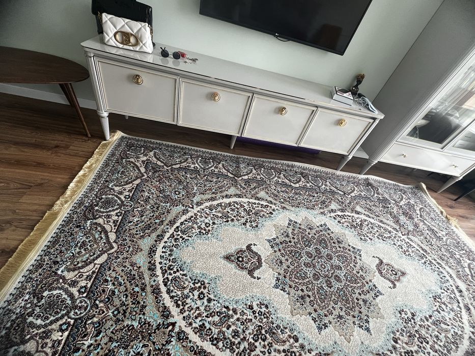 Ковер шелковый