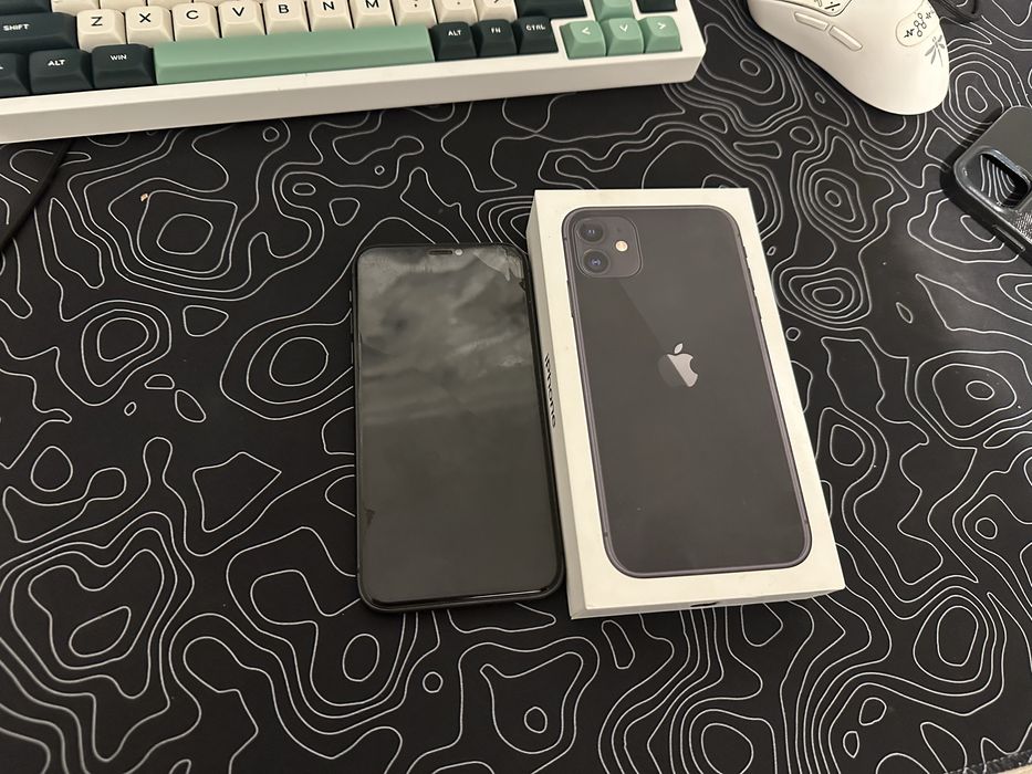 продаю Iphone 11 64gb