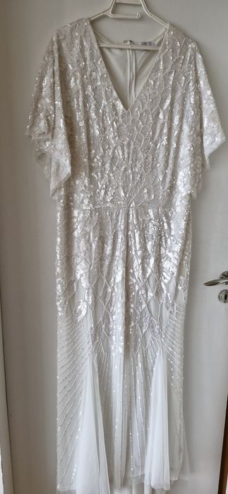 Официална рокля с пайети и перли голям размер