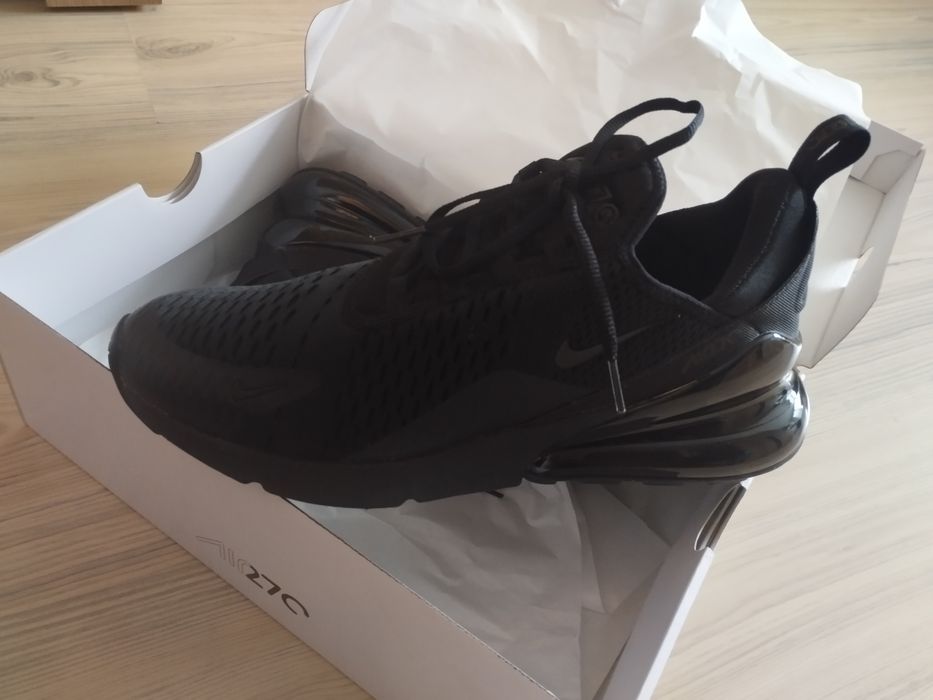 Nike Air Max 270